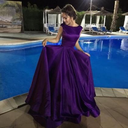 Elegant Purple Satin Pleated Long Prom Dress for Formal Evenings